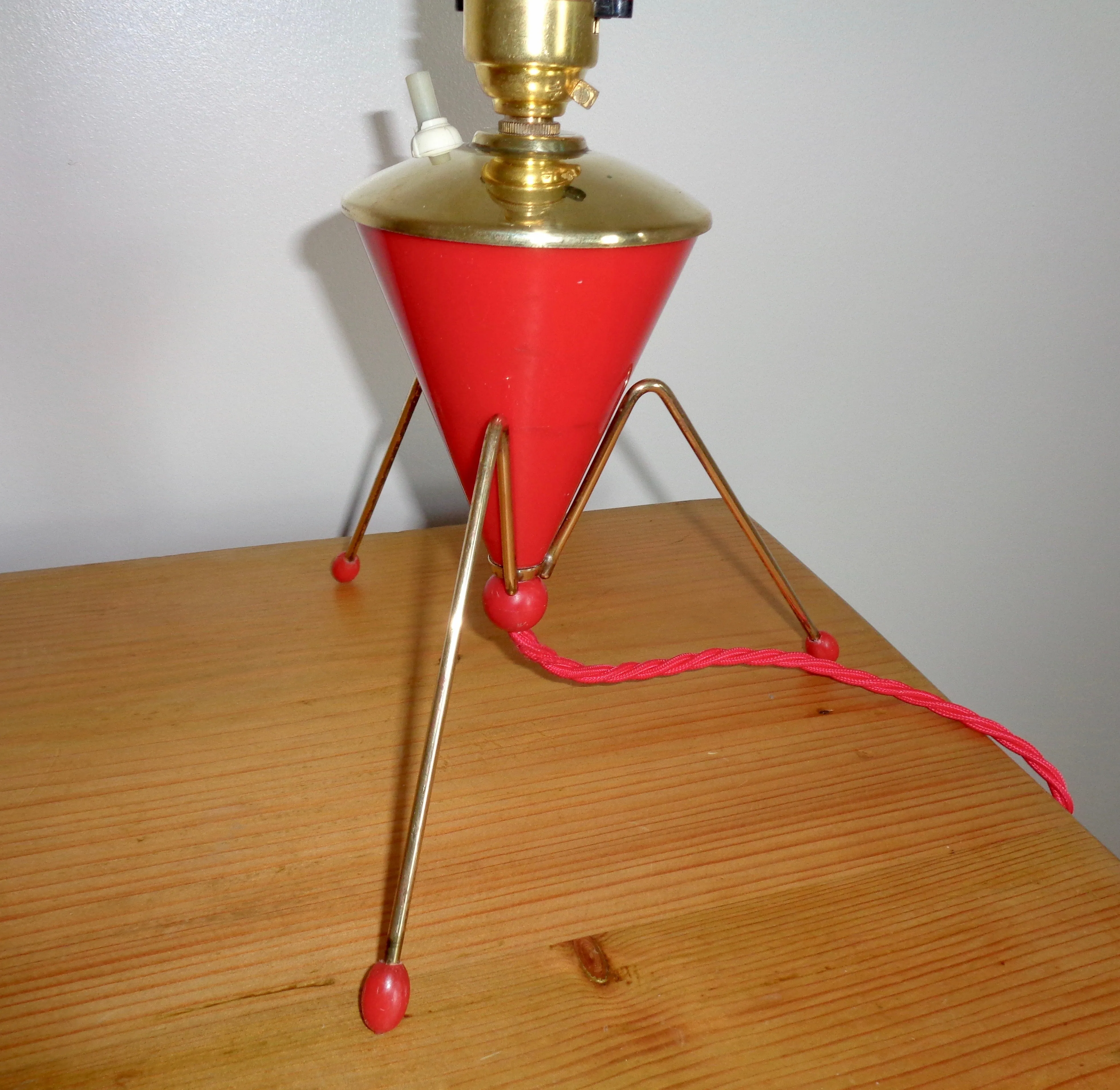 1950s Atomic Age Red Plastic & Brass Small Table Lamp