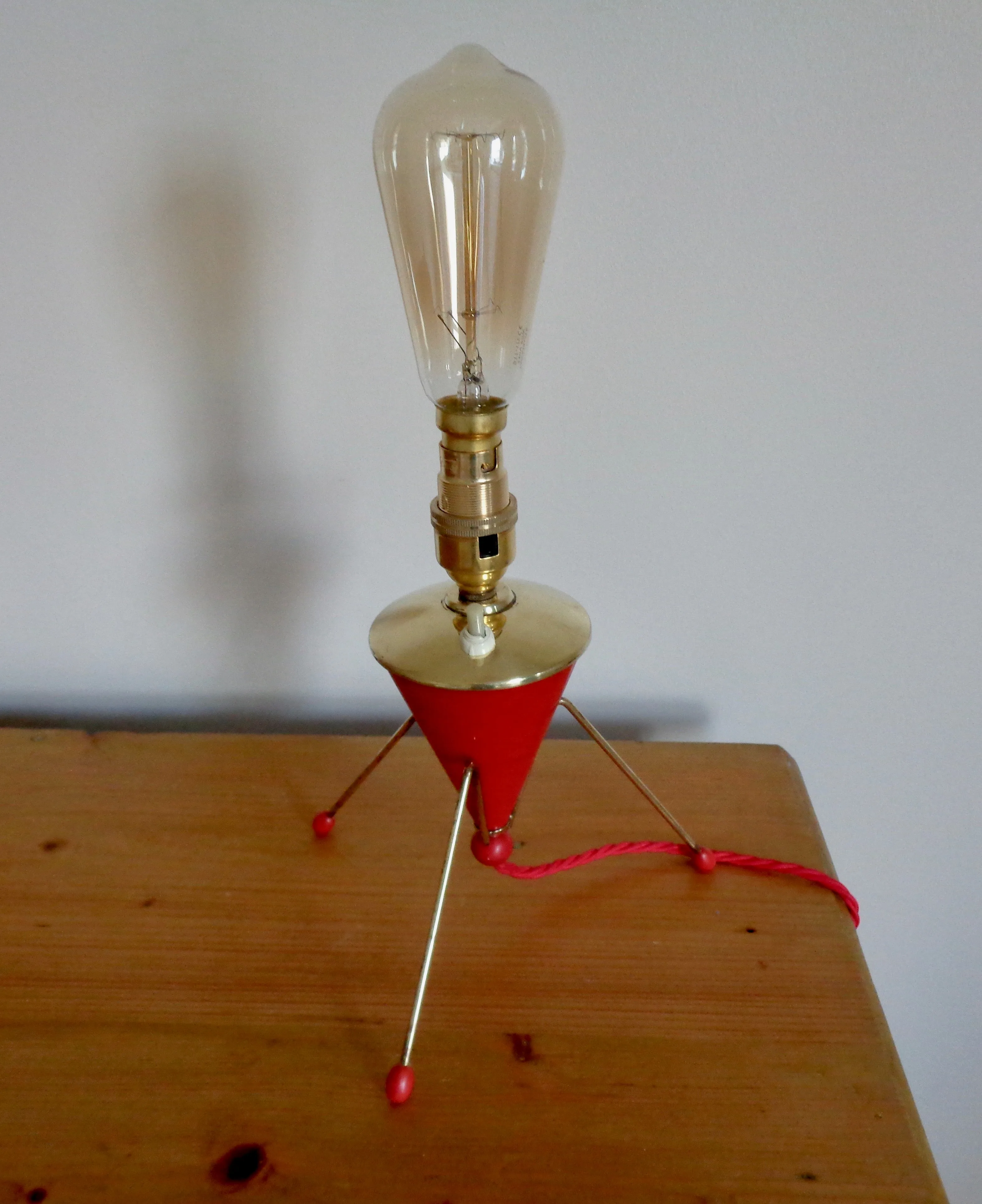 1950s Atomic Age Red Plastic & Brass Small Table Lamp