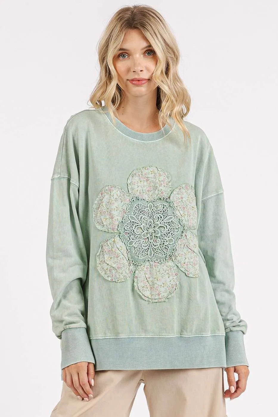 FLOWER PATCH MINERAL WASH LONG SLEEVE TOP