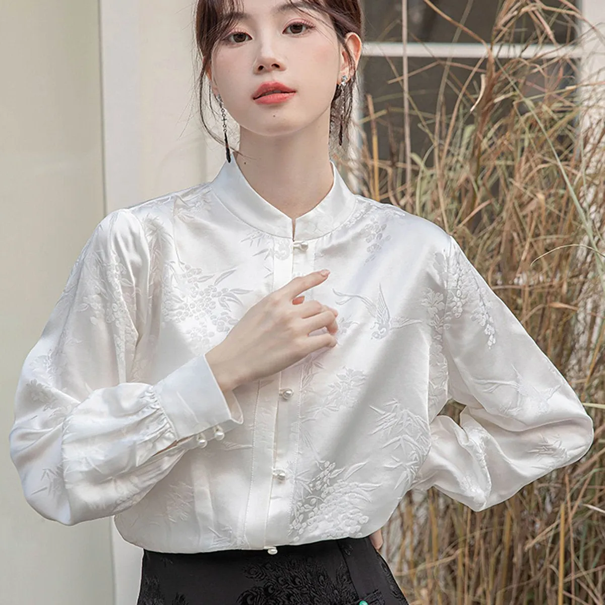 Ivory Floral Long-Sleeved Chinese Style Shirt