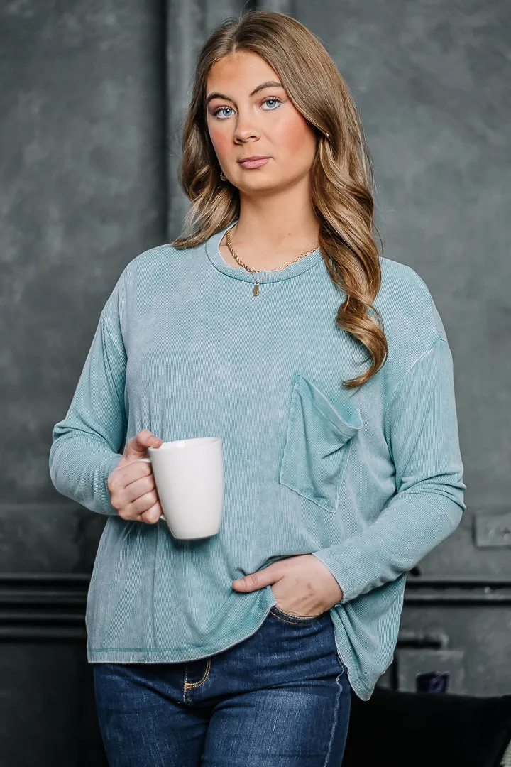 Take It Easy Lightweight Pocket Top | Aqua