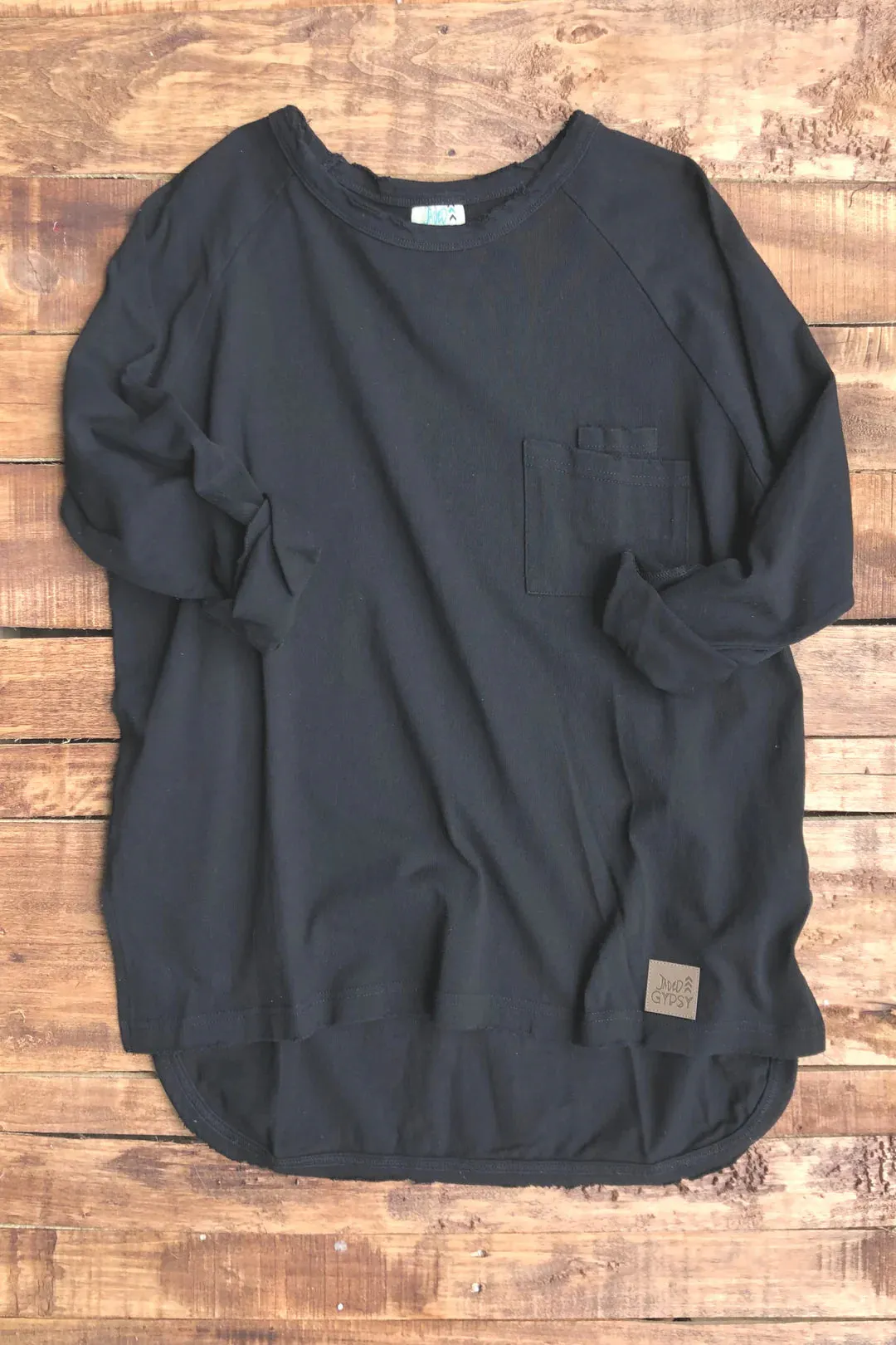 Wandering Meadow Sweatshirt in Black