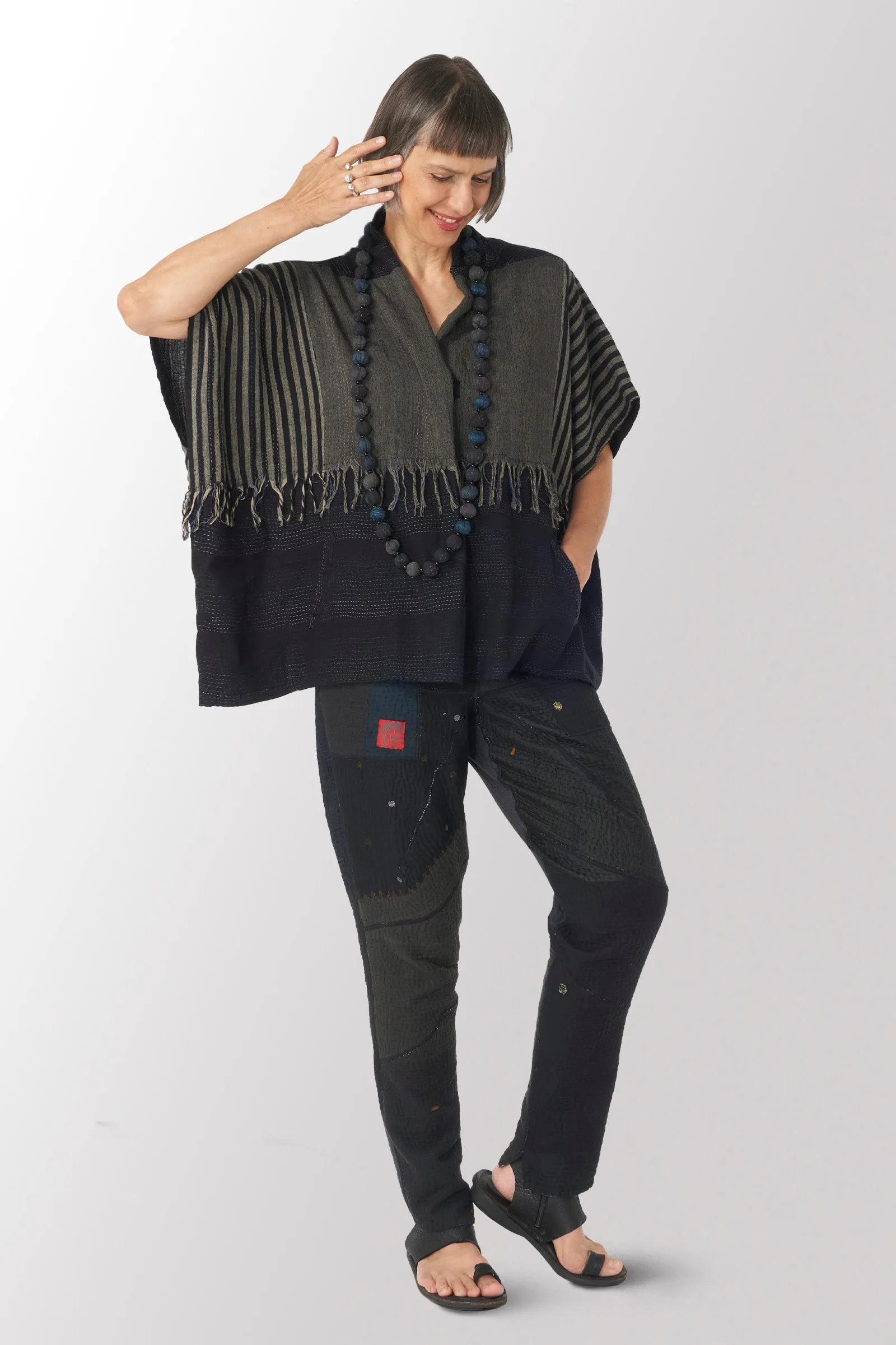 WOVEN HANDLOOM COTTON KANTHA PONCHO TOP - wc2568-blk -